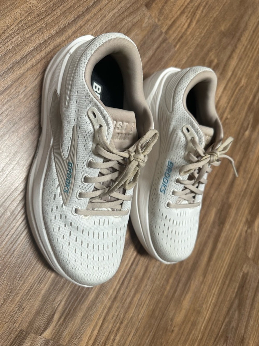 Brooks Neutral Running Sneakers - Cream Upper with Light Blue Logo- Ghost 3 Max